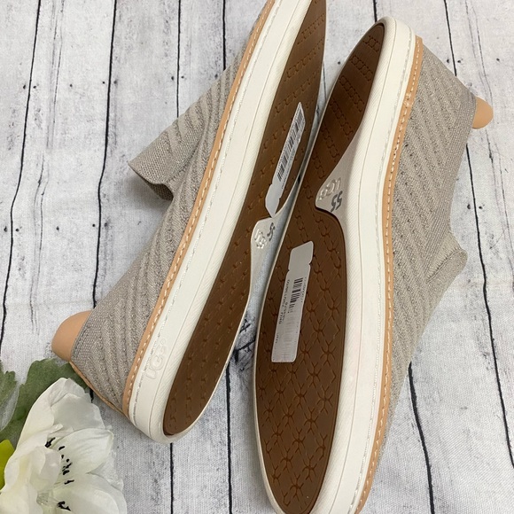 NWT Plimsolls UGG - Picture 3 of 8